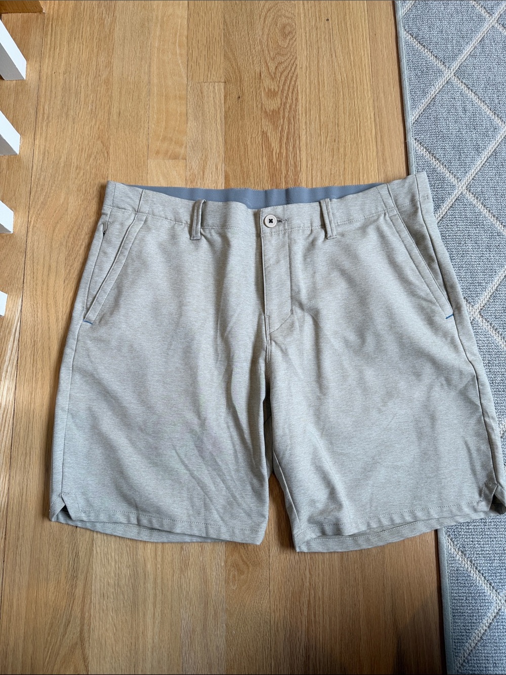 Tommy Bahama Men's Light Taupe Flat Front Shorts